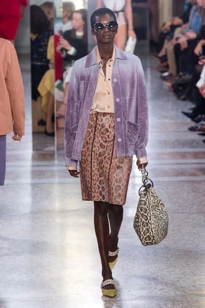 Look 6